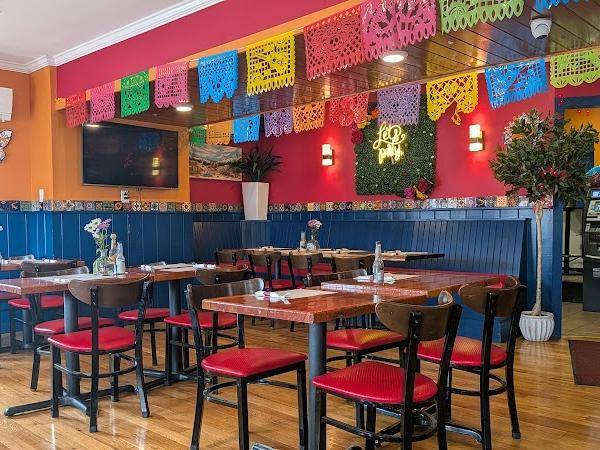 Los Jalapenos Mexican Grill