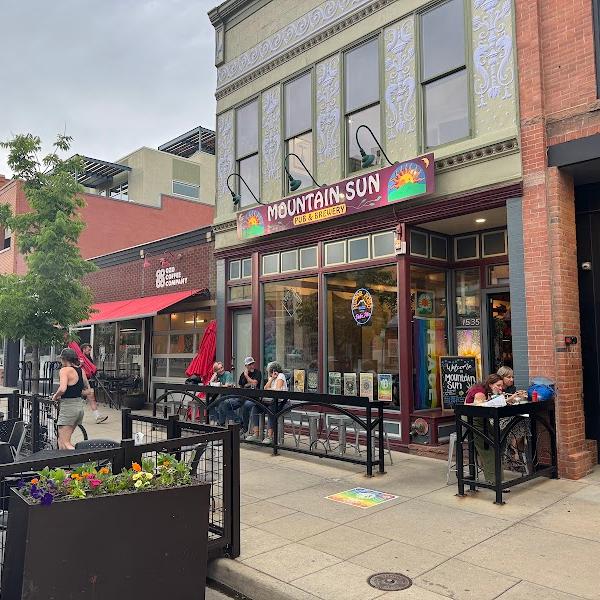 Mountain Sun Pub & Brewery