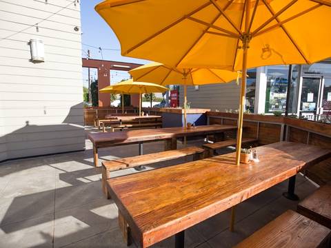 Rasselbock Kitchen & Beer Garden